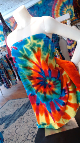 Custom Color Tie-Dyed Beach Towels